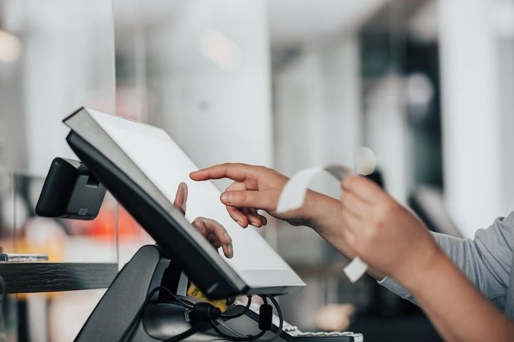 10 astuces pour gagner du temps et de l’argent grâce à un logiciel de réservation
